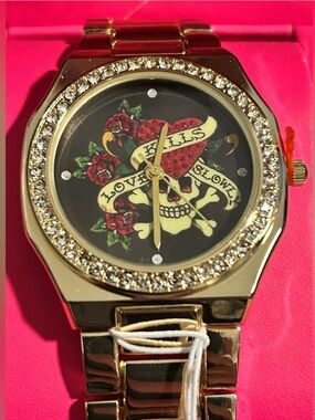 ED HARDY- NIB!! “LOVE KILLS SLOWLY” LADIES WATCH W/ ADJUSTABLE GOLD-TONE BAND